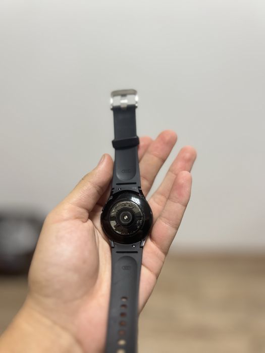 Samsung Galaxy Watch4 Classic идеал