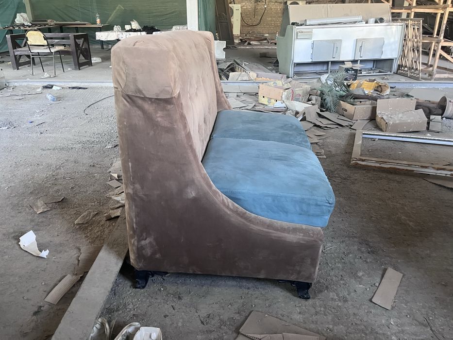 Диваны в отличном состаяний