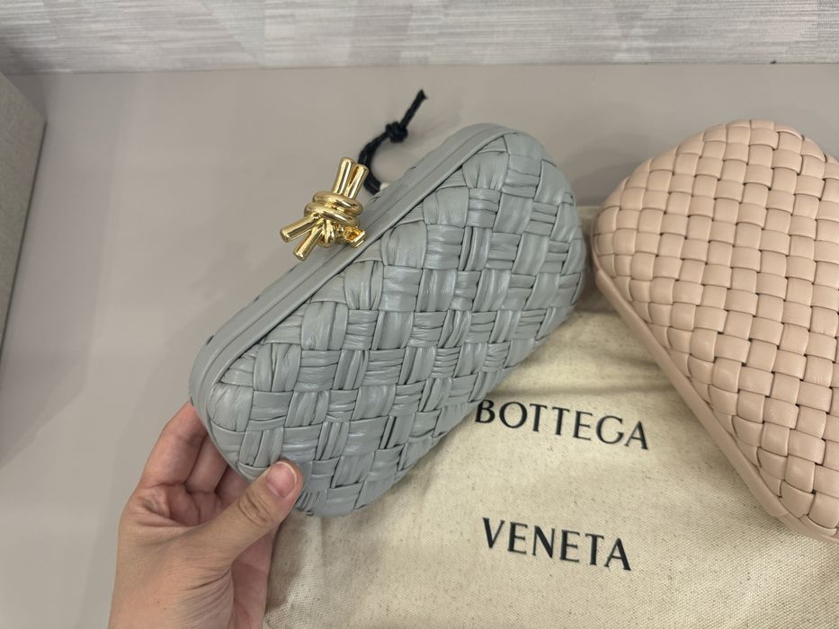 Bottega Veneta клатч