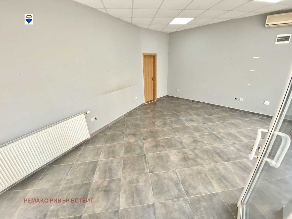 Продава се Магазин в Русе, Възраждане - 32 кв.м за 2407 €/кв.м - Снимка #4