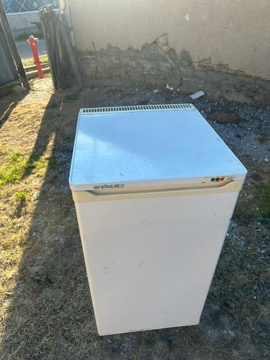 Congelator vertical Arctic