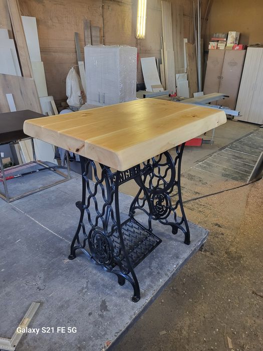 Помощни маси за хол и антре!