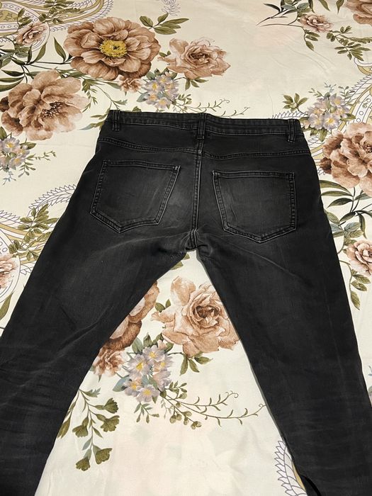 Blugi Skinny Fit Divided