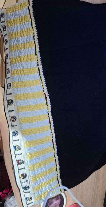 Автентична Тронска Носия