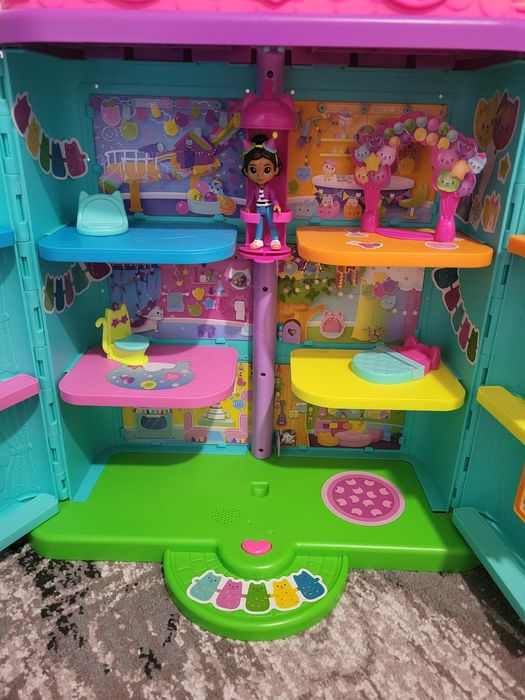 Gabby's Dollhouse și rulotă Barbie 3in1 (Mattel)