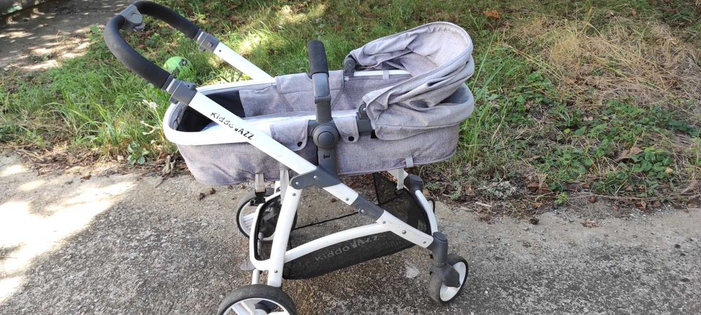 Детска количка Kiddo Jazz