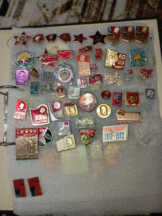 Продам значки СССР