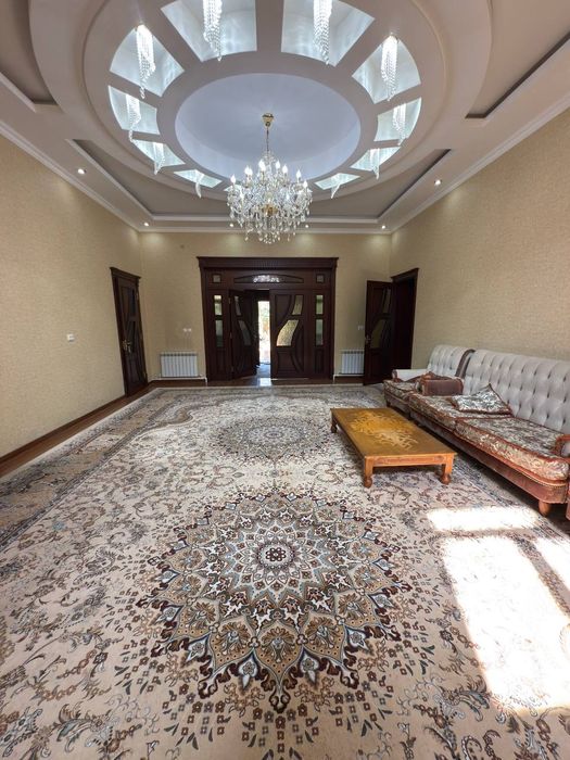 Хайдрабад, Дурмень, Кибрайский район  Продаётся дом  12-соток