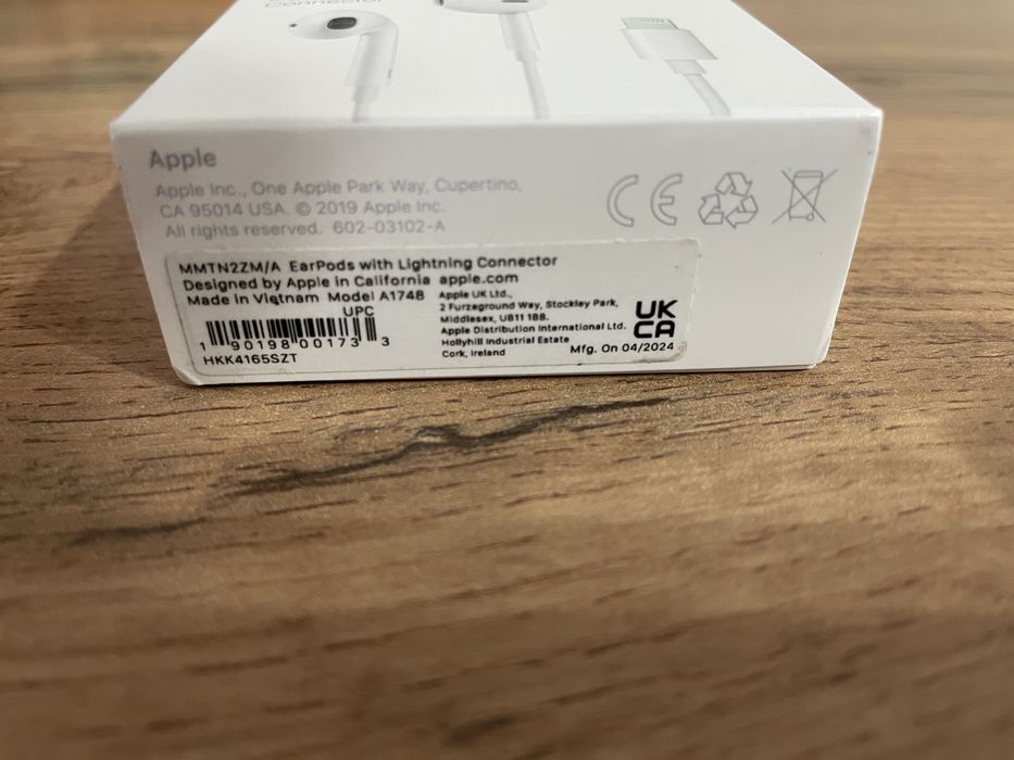 Новые наушники EarPods Lightning оригинал