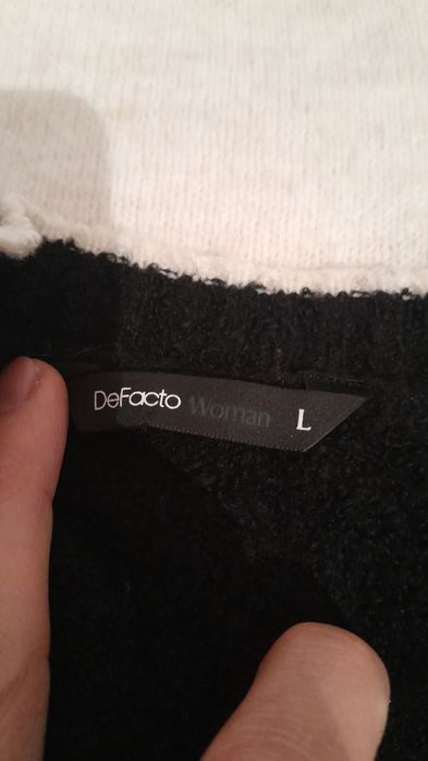 Жемпір әйел адамға