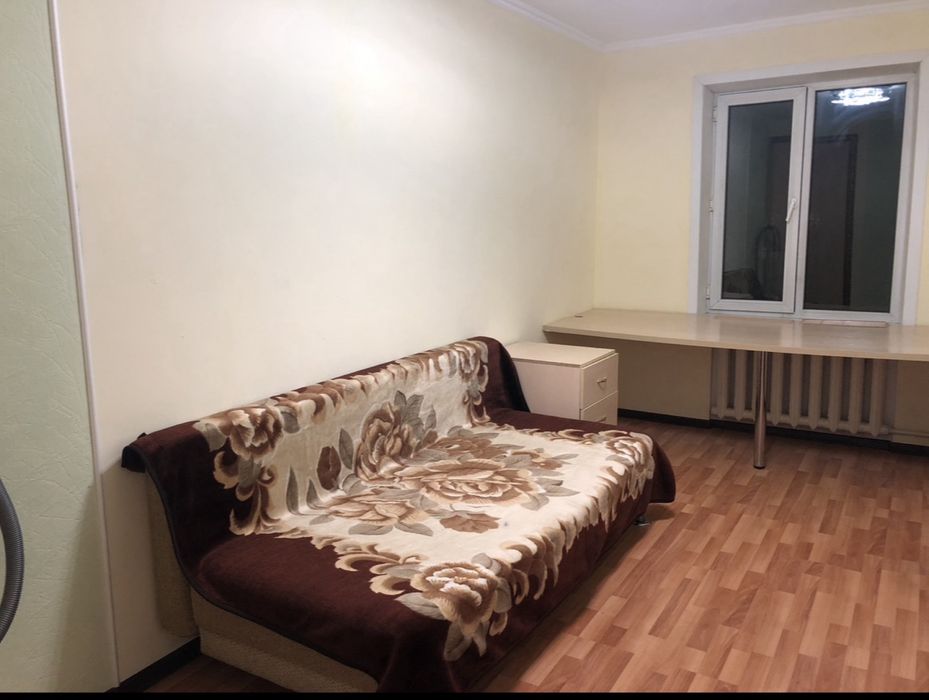 Мебель диван двери