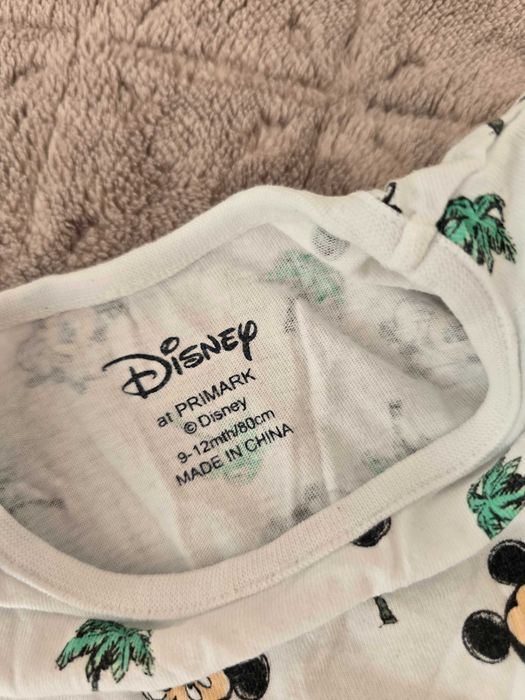 Продавам бебешки дрехи размер 9-12м