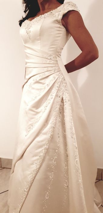 Rochie cristale Swarowski , alb fildeș
