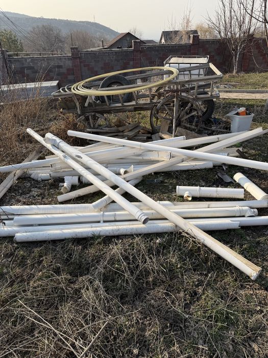 Отдам водосток бесплатно