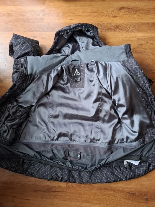 Nike ACG 550fill дамско зимно яке M размер.