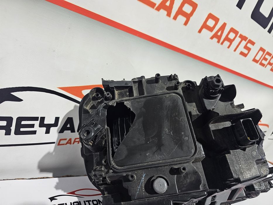 Far stanga led Citroen DS7 Crossback cod 9831755780