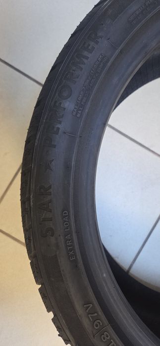 Vand anvelopa iarna noua 245 40 R18 DOT 2024