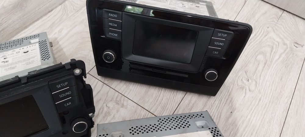 Radio multimedia cu Bluetooth SEAT