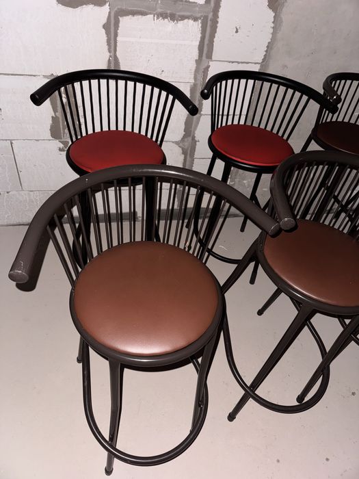 Продам барные стулья