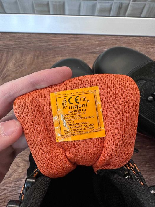 Bocanci cu bombeu Urgent
