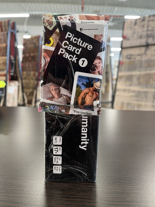 Cards against humanity - joc de societate