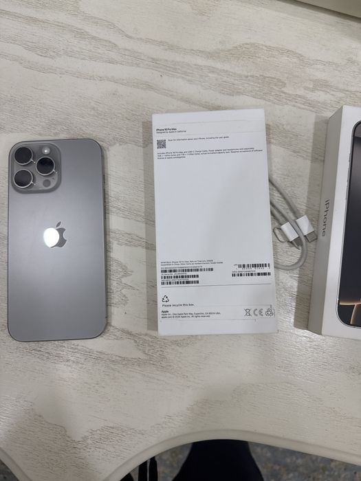 Iphone 16 pro max titanium