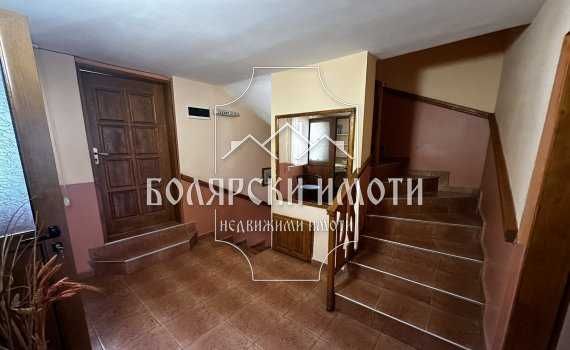 Продава се Къща в Велико Търново, Център - 300 кв.м за 1200 €/кв.м - Снимка #6