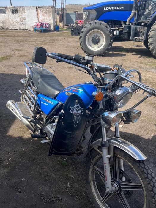 продам мотоцикл классика 200куб