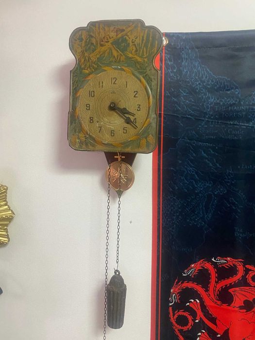 ceas de perete cu pendul majak