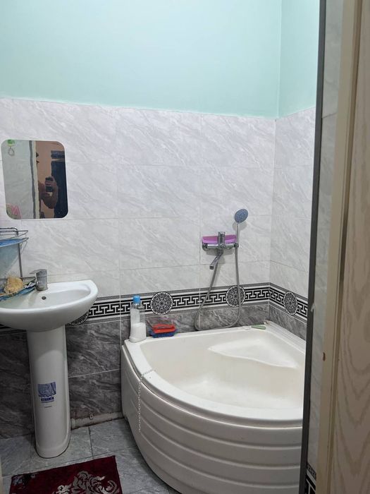 Kvartira sotiladi 3 xonalik