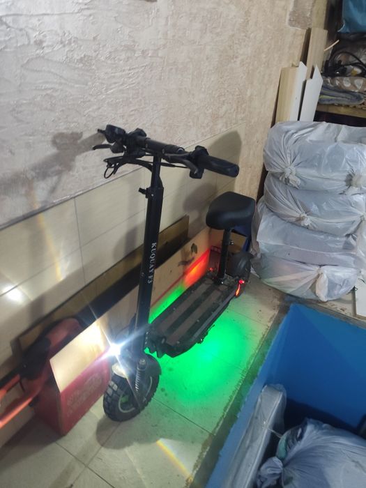 электро самокат KUQUAY F3