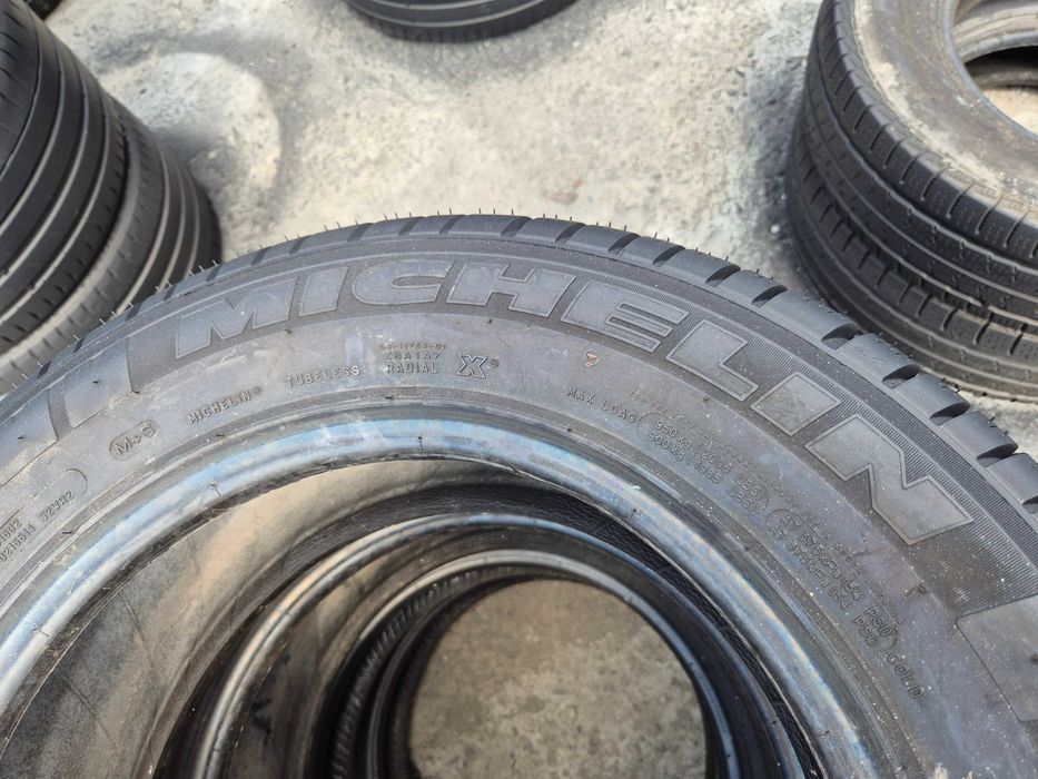 2 Anvelope de VARA - 215/65/16C - Michelin Agilis - CA UNELE NOI - DOT 2024 !