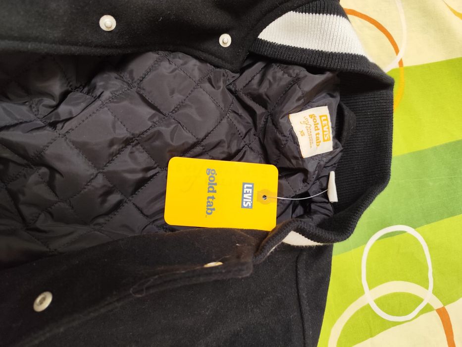 Vand geaca Levis Gold Tab marimea XS