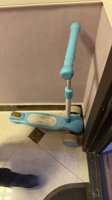 Продам самокат детский