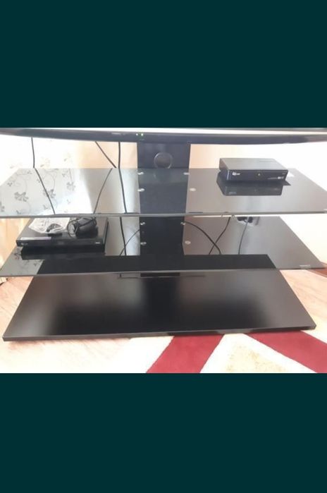 Продам телевизор и подставку