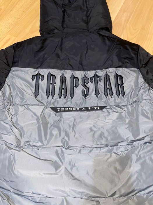 geaca trapstar neagra