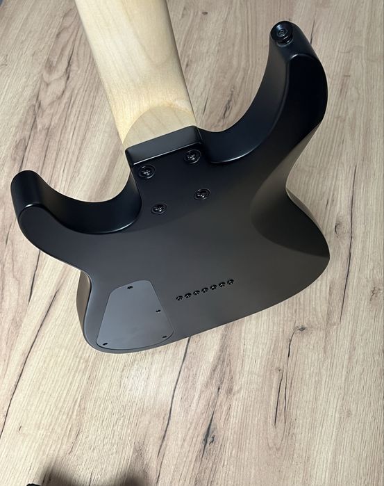 Продам новую гитару Jackson JS22-7