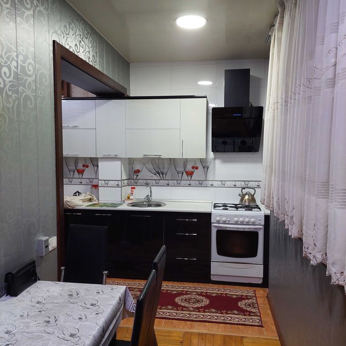 Сдаётся 3-комнатная квартира. Шайхантахурской р-н,  Гулобод. (Чорсу)