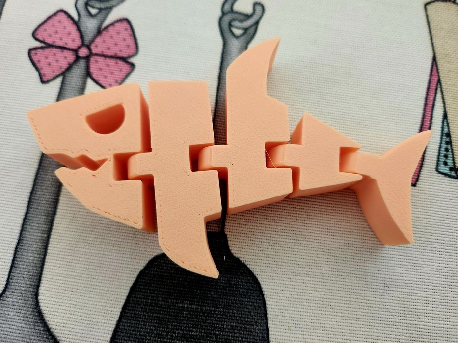 ЗD дракон и други модели играчки