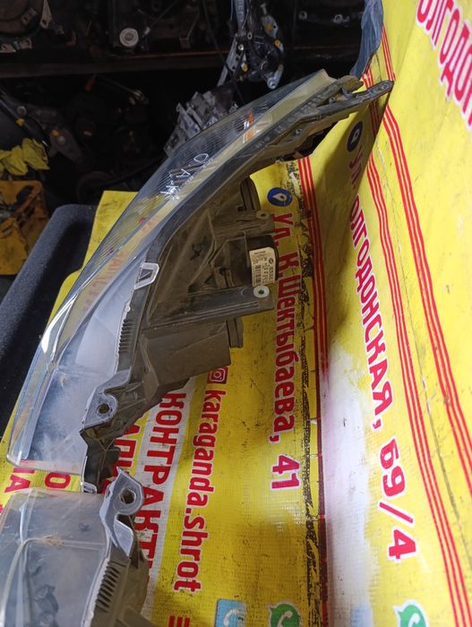 Фары на Опель Астра Н из Германии