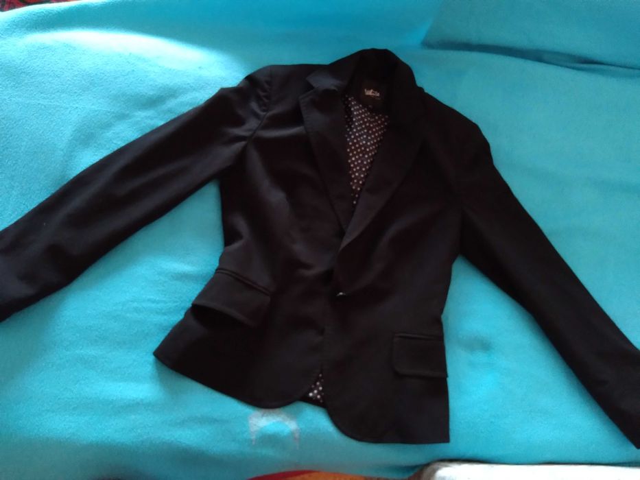 Спортивная кофта с капюшоном