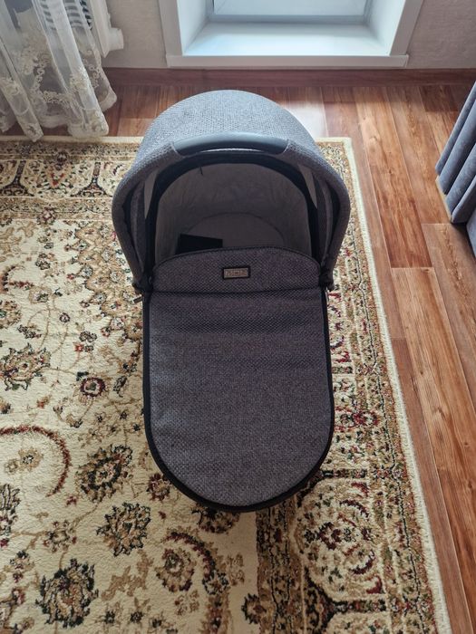 Продается детская коляска