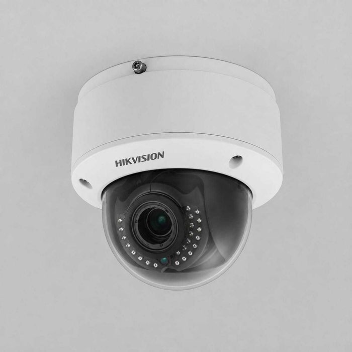 IP камера Hikvision DS-2CD4135FWD-IZ  3мп, моториз., подсчёт людей
