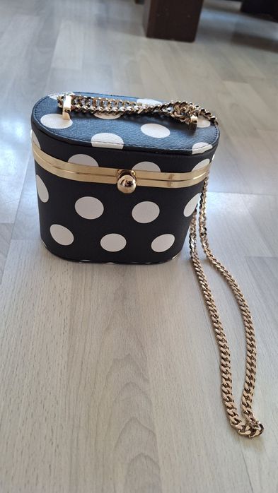 Geanta Zara tip cufar