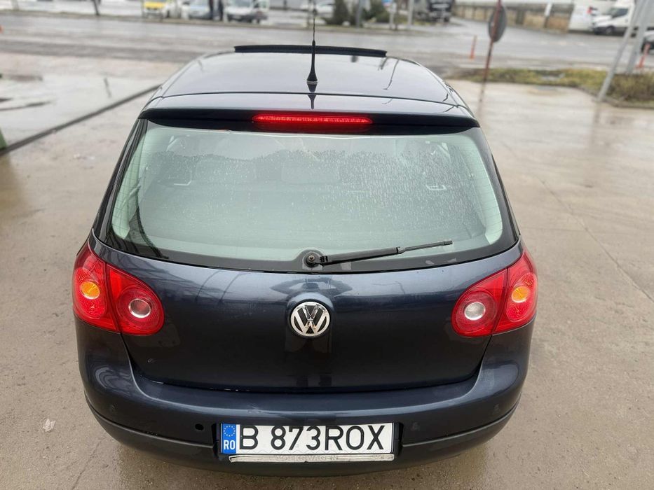 Vand golf 2008 14i full opțional accept schimb