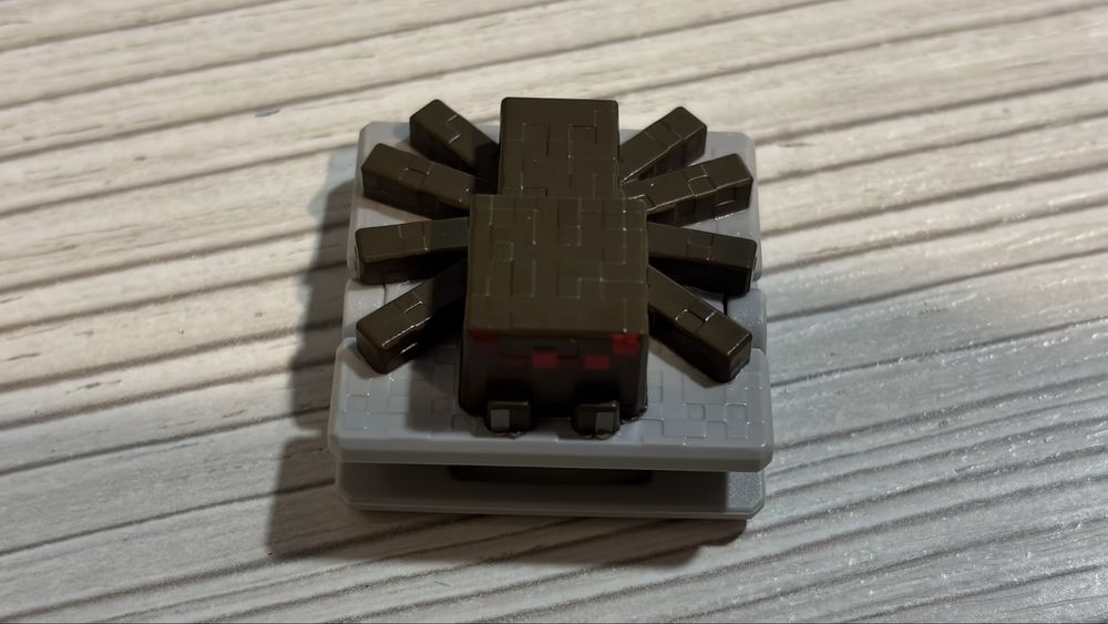 Фигурки kinder joy майнкрафт