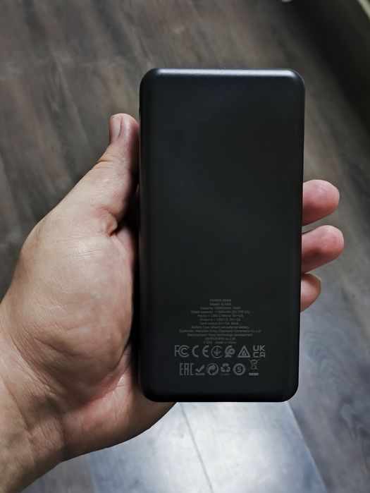 Power bank sotiladi