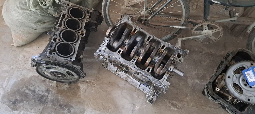 Запчасти на  машину