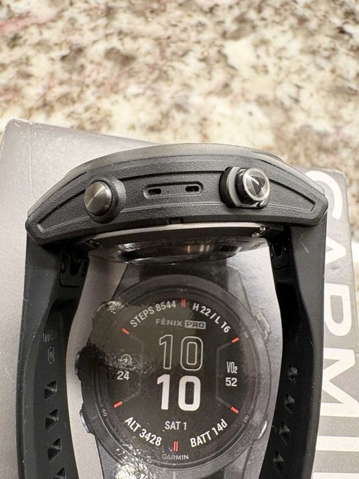 Часовник Garmin Fenix 7S Sapphire Solar