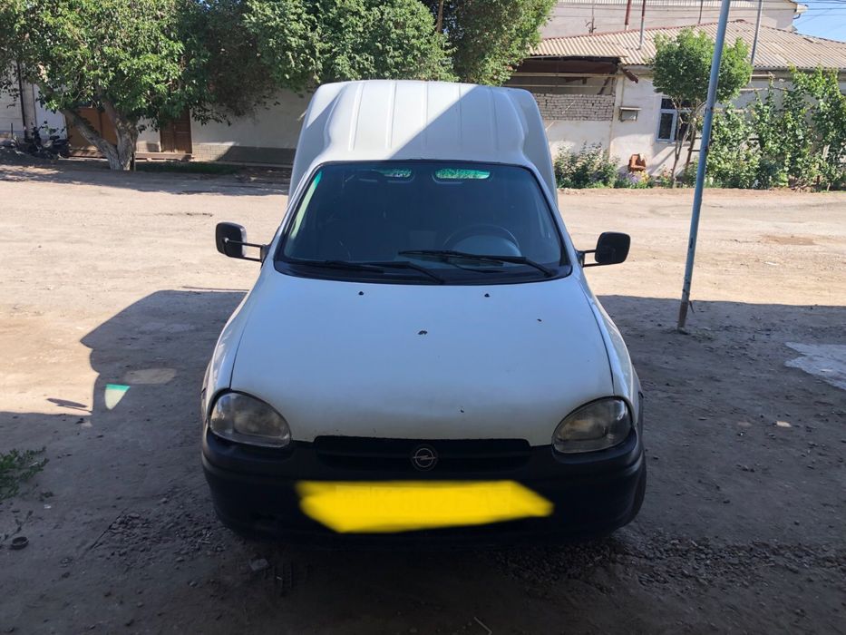 Opel Kombo Срочно продается